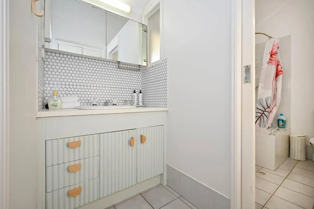 Prázdninový dům Groovy Beach Bungalow Caloundra